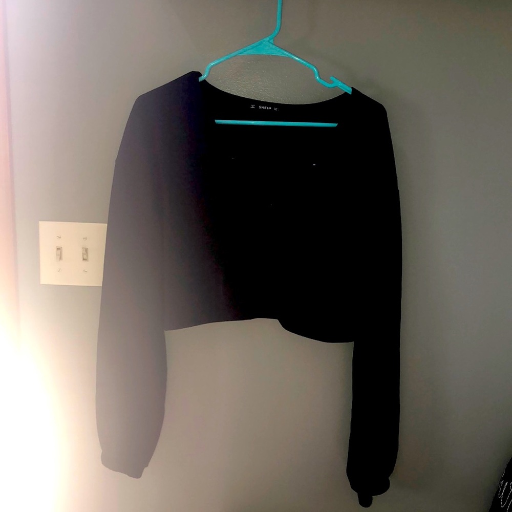 Juniors long sleeve half zip crop